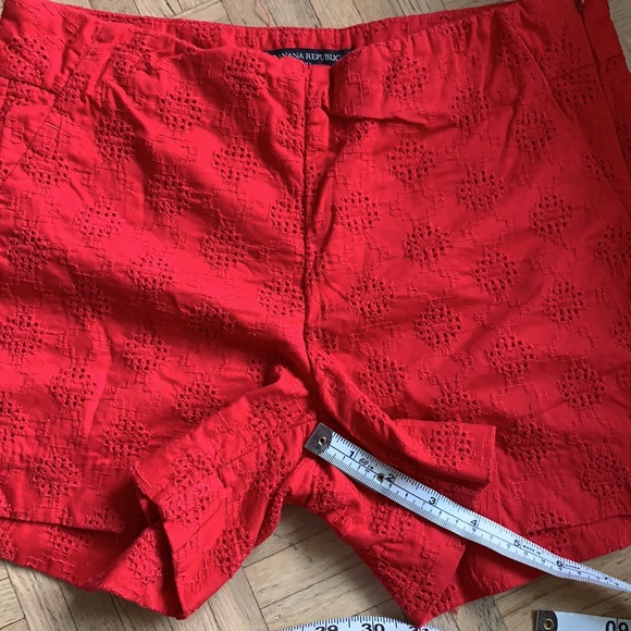 Banana Republic Shorts - Picture 3 of 4